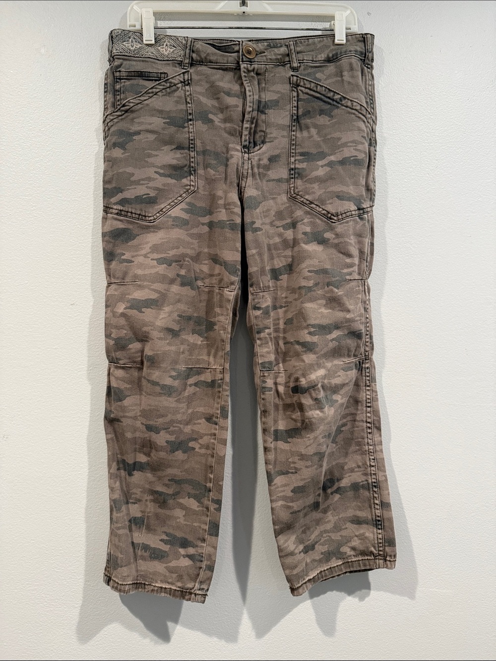 Anthropologie Women's Camo Cargo Pants - Brown Camo